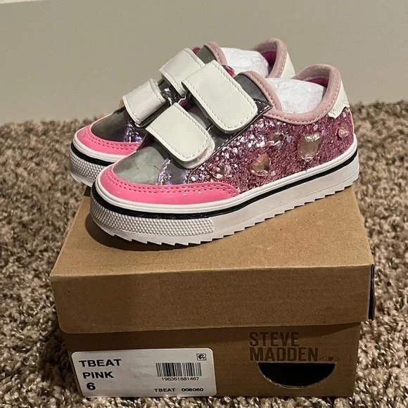 STEVE MADDEN NWT T BEAT KIDS SHOE (Multiple sizes) - Picture 2 of 8